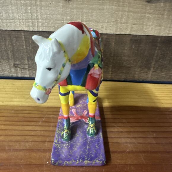 The Trail of Painted Ponies Gift Horse 1E 9215 In Box - Picture 3 of 8